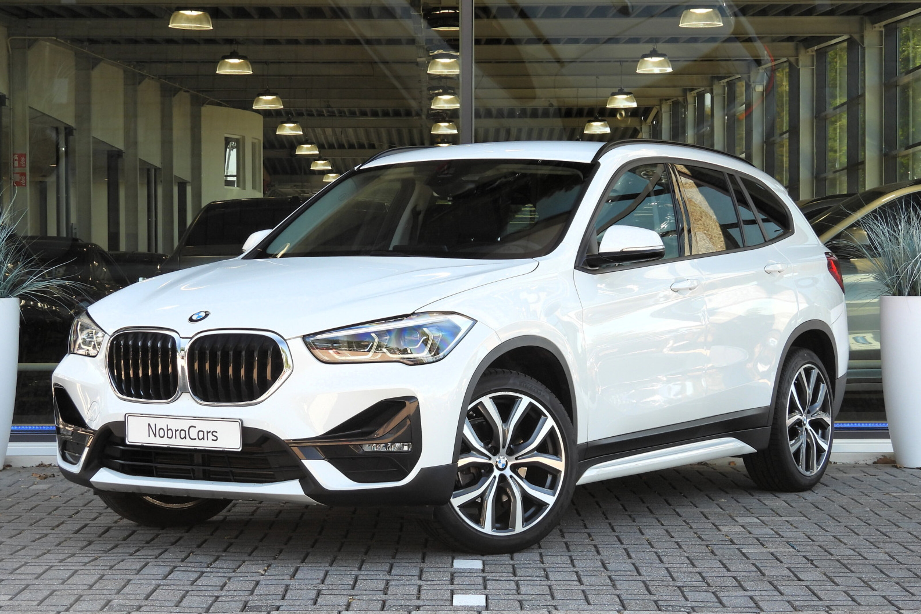BMW X1 sDrive18i Sport Line Automaat