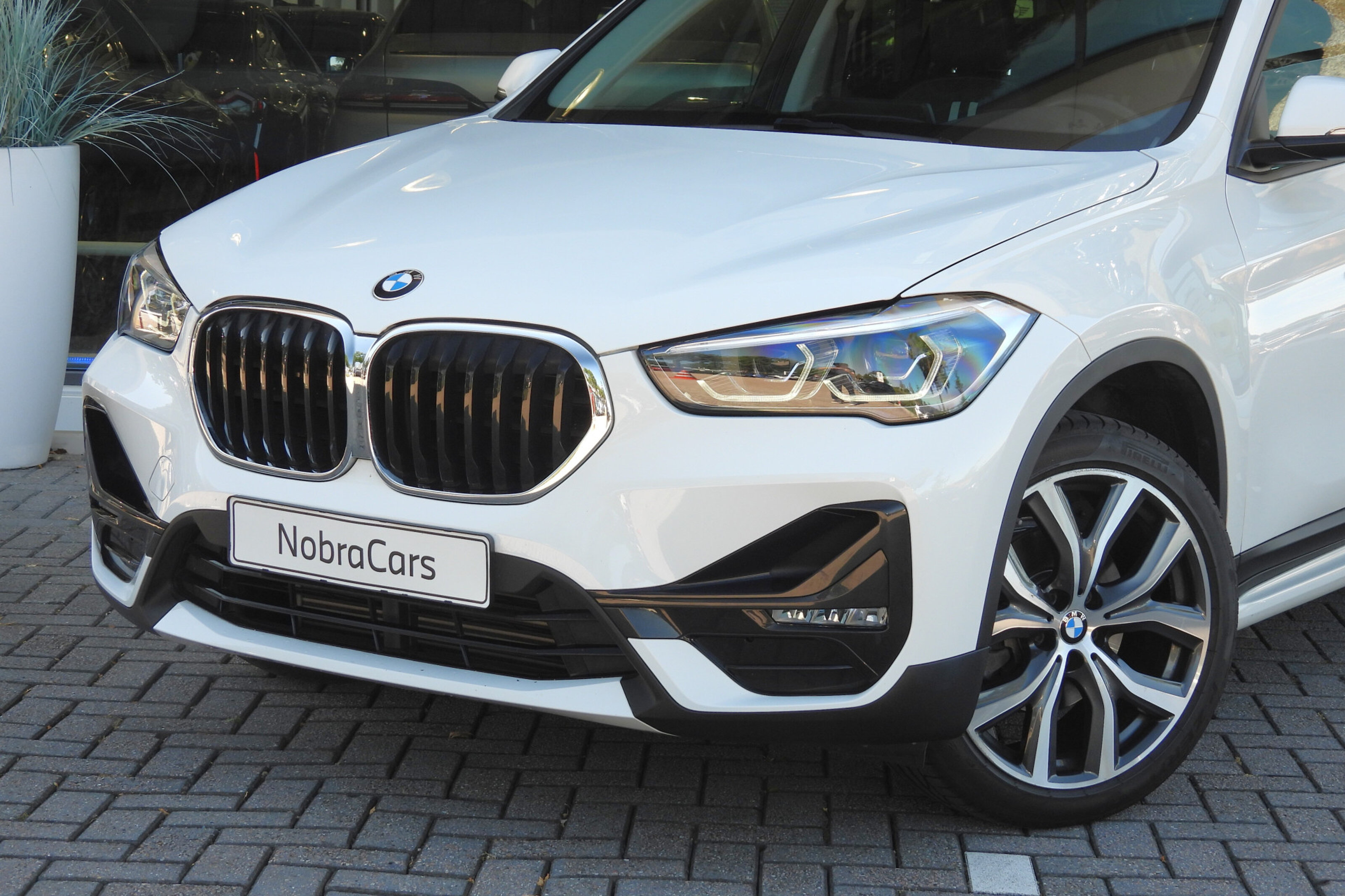 BMW X1 6