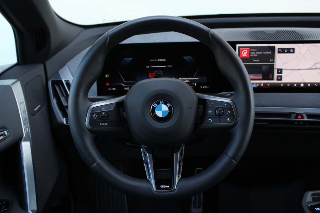 BMW iX 36