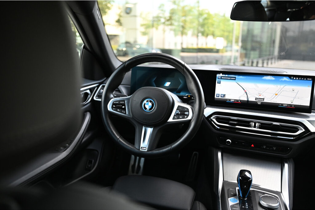 BMW i4 7