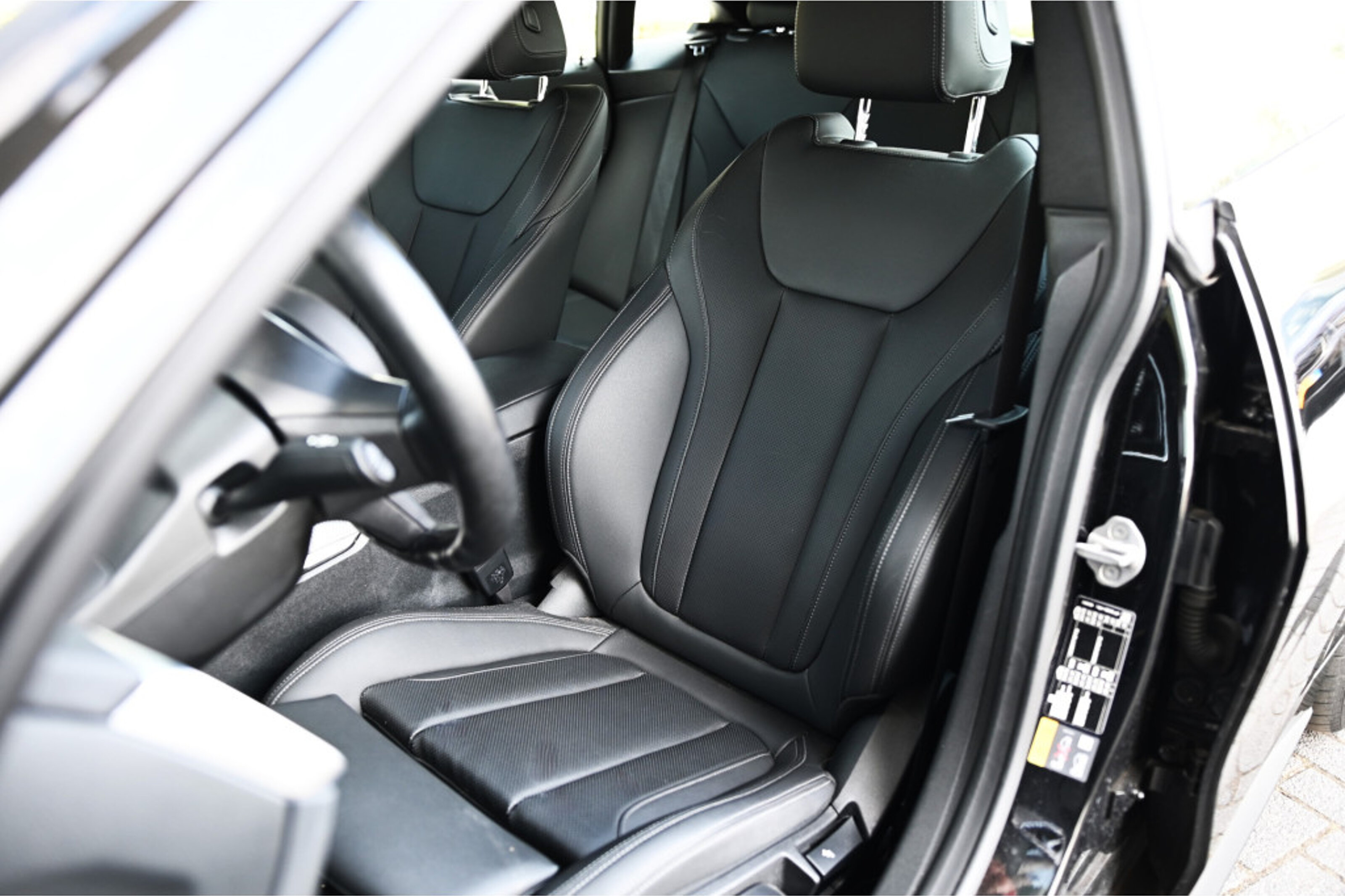 BMW i4 9