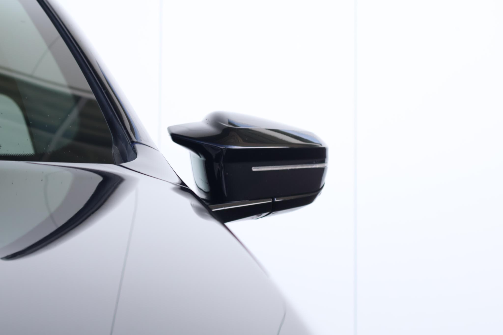 BMW i5 M60 xDrive 84 kWh - Afbeelding 4