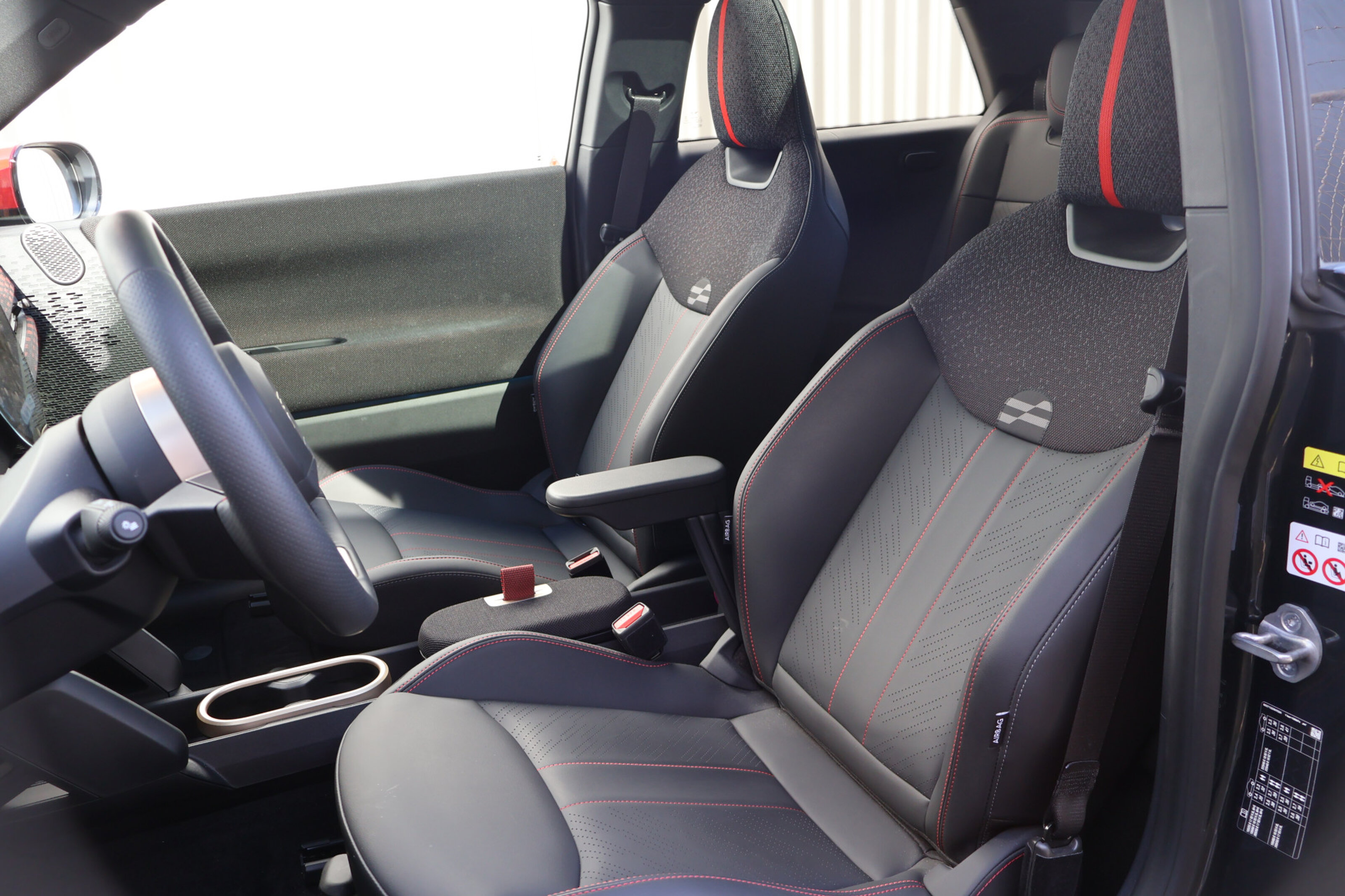 MINI Electric Hatchback Cooper SE