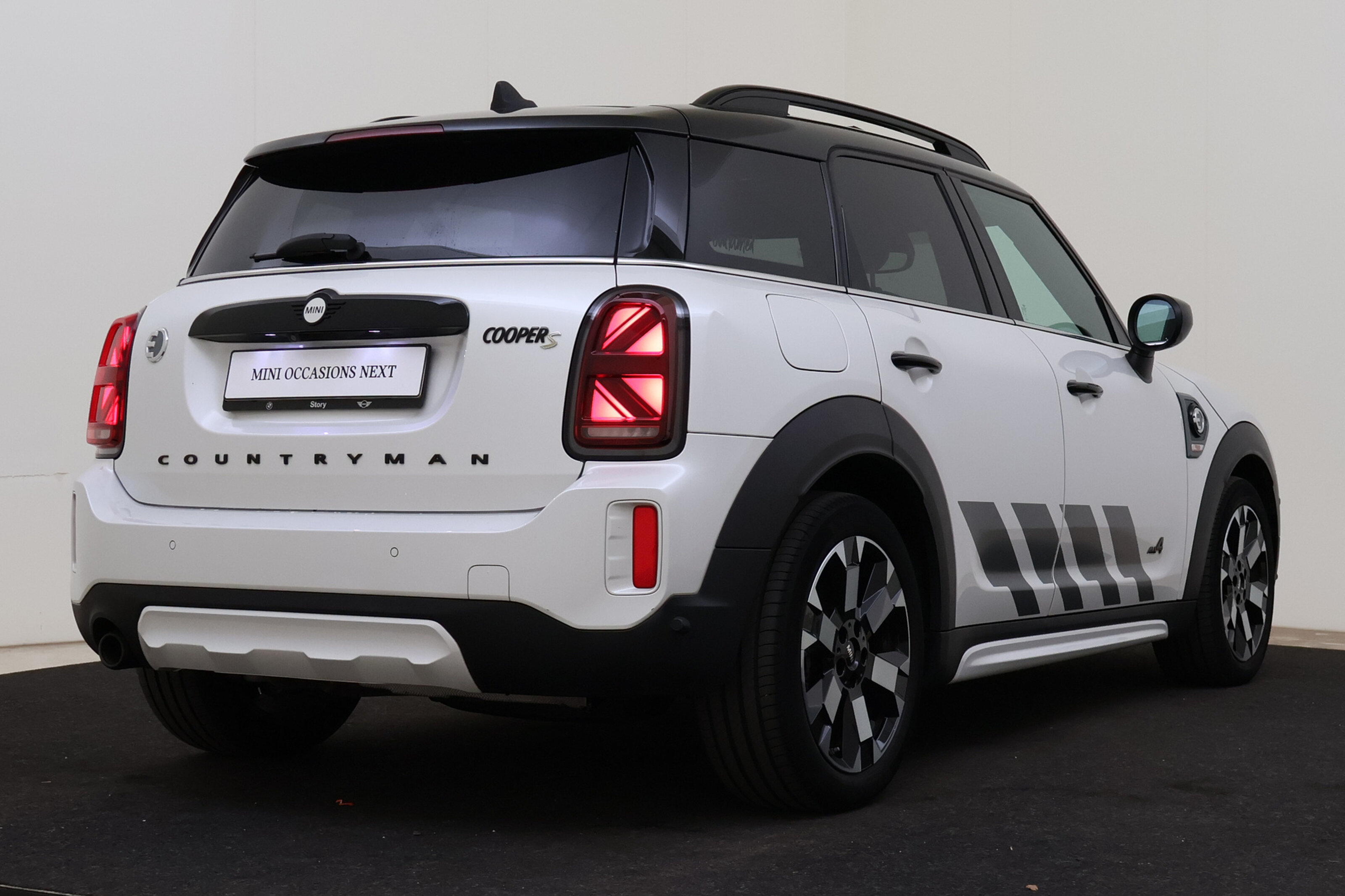 MINI Countryman Cooper SE ALL4 Automaat