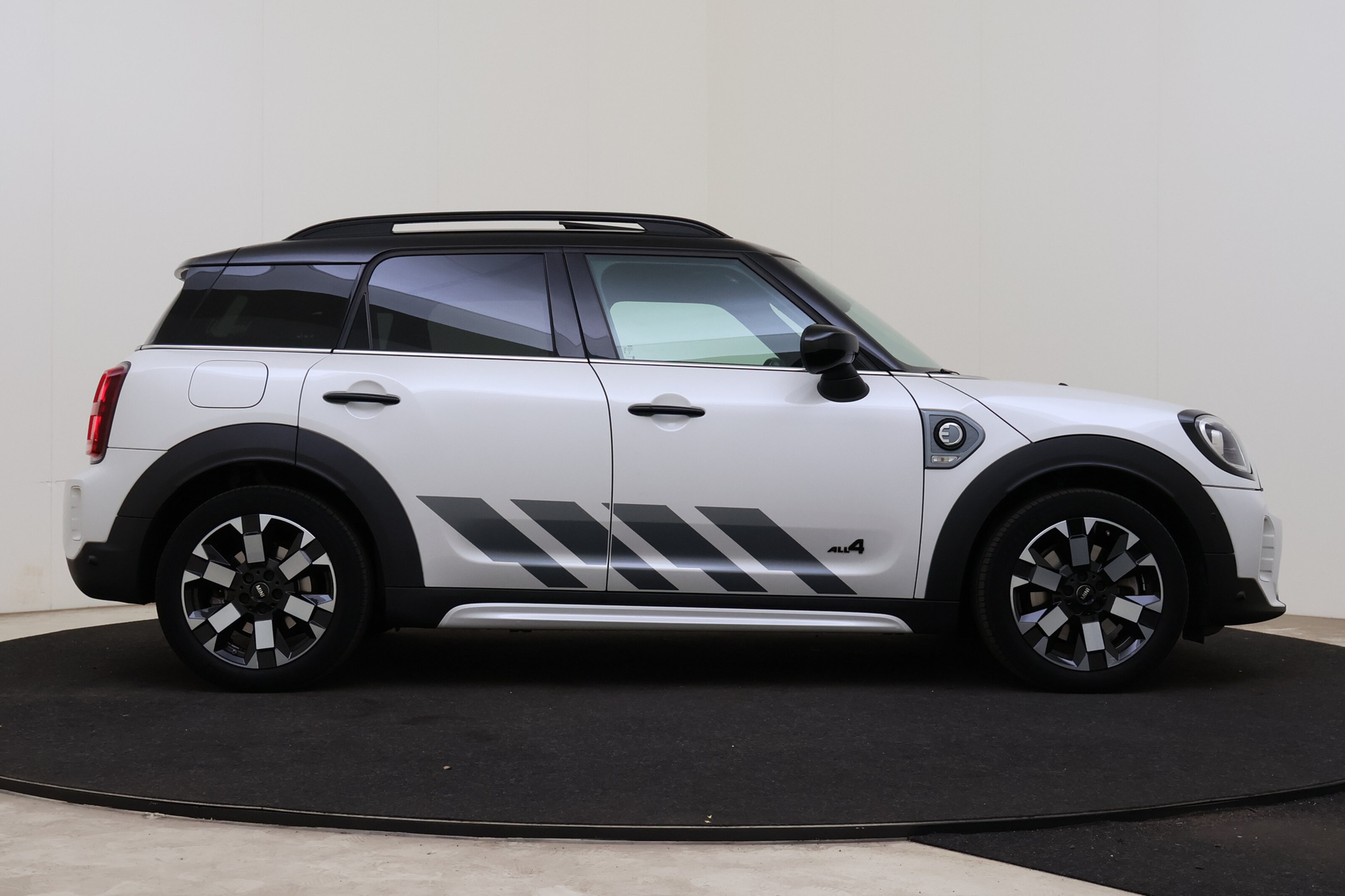MINI Countryman 7