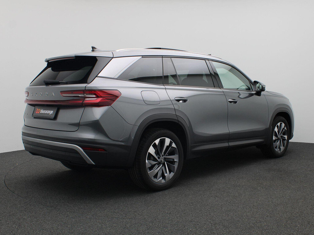 Skoda Kodiaq 1.5 TSI MHEV Business Edition Plus 7p. 150PK DSG Panoramadak, Trekhaak wegklapbaar, 19" LM velgen, Matrix LED verlichting, Achteruitrijcamera, Keyless, Elektr. Achterklep - Obraz 4