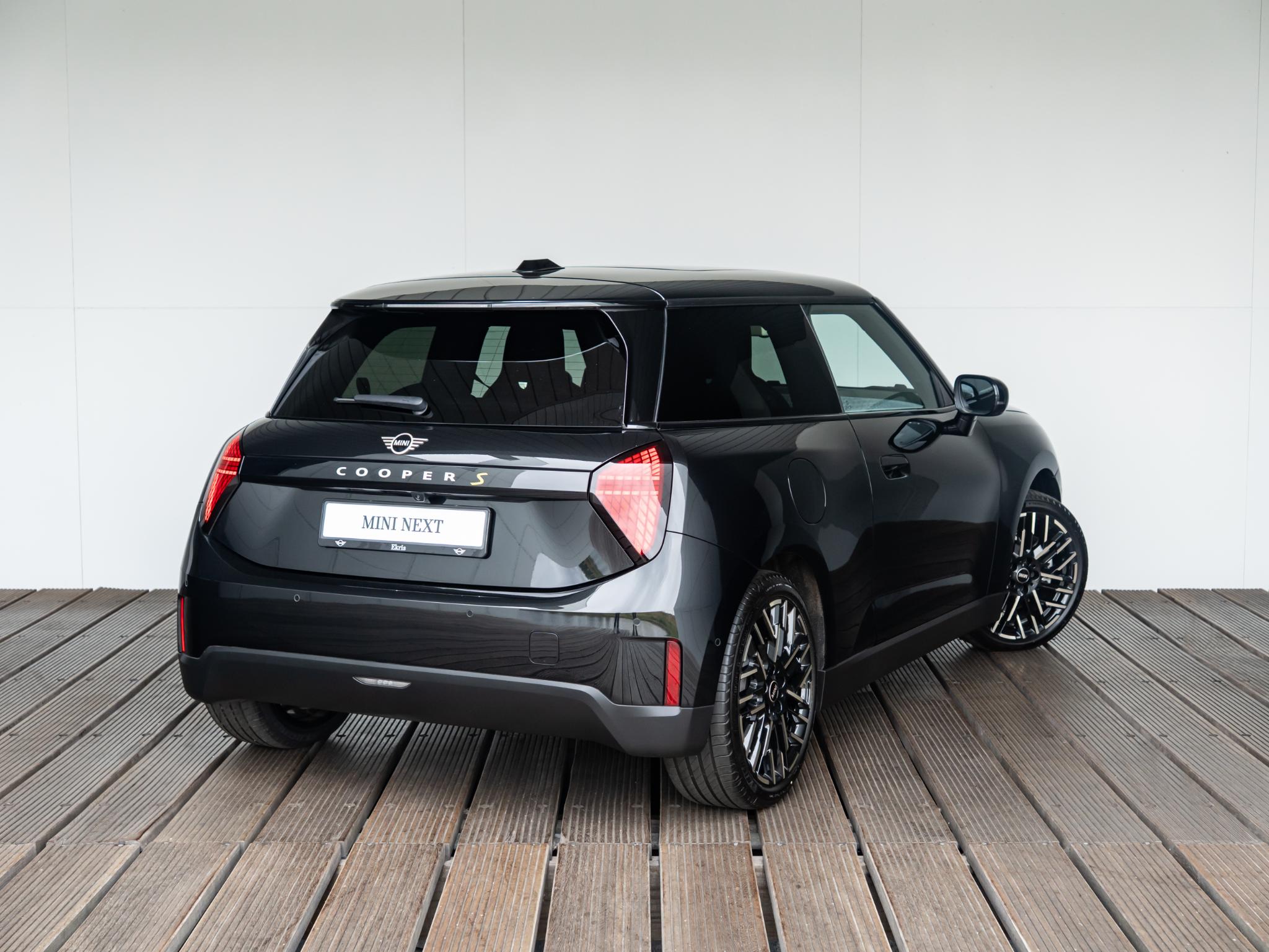 MINI 3-Deurs Cooper SE Favoured M-pakket - Afbeelding 2