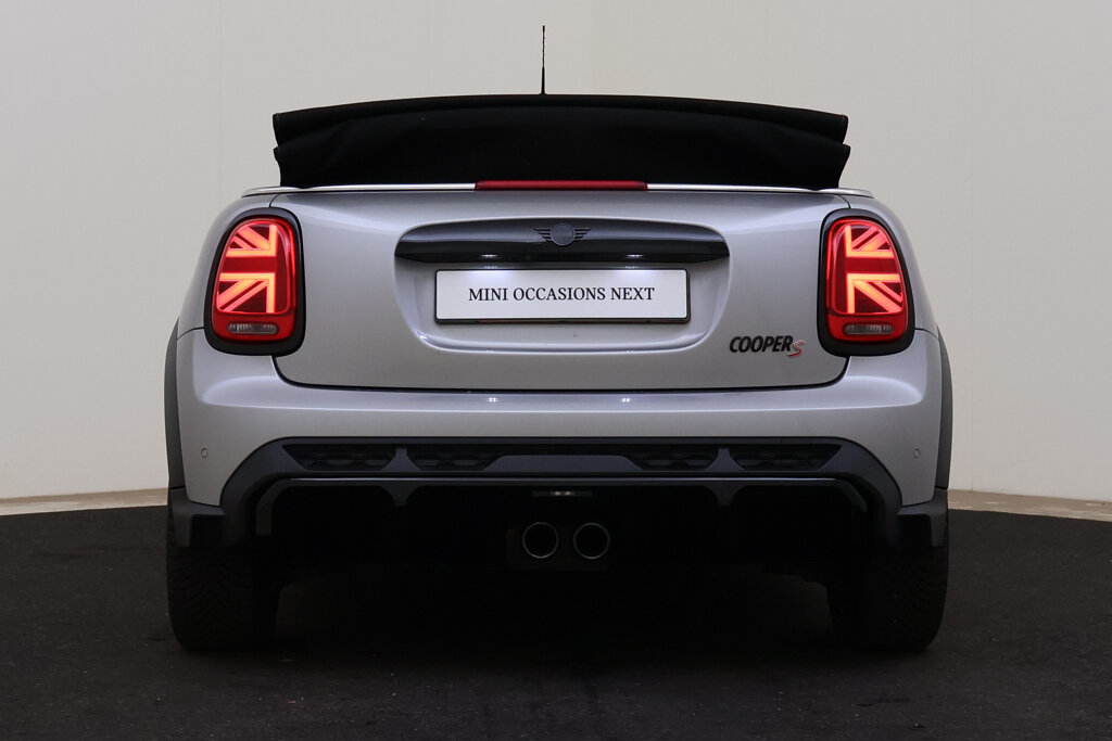 MINI Cooper S Cabrio 5