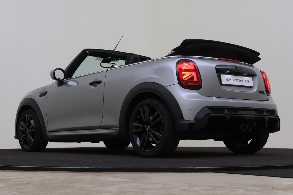 MINI Cooper S Cabrio 11