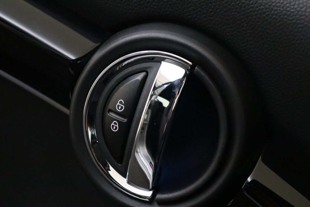 MINI Cooper S Cabrio 40