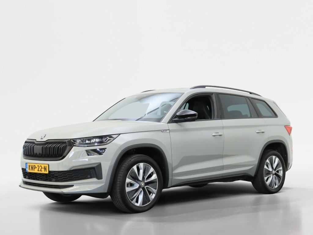 Škoda Kodiaq 1.5 TSI Sportline 7 pers. | Panoramadak | Stoelverwarming | Camera |