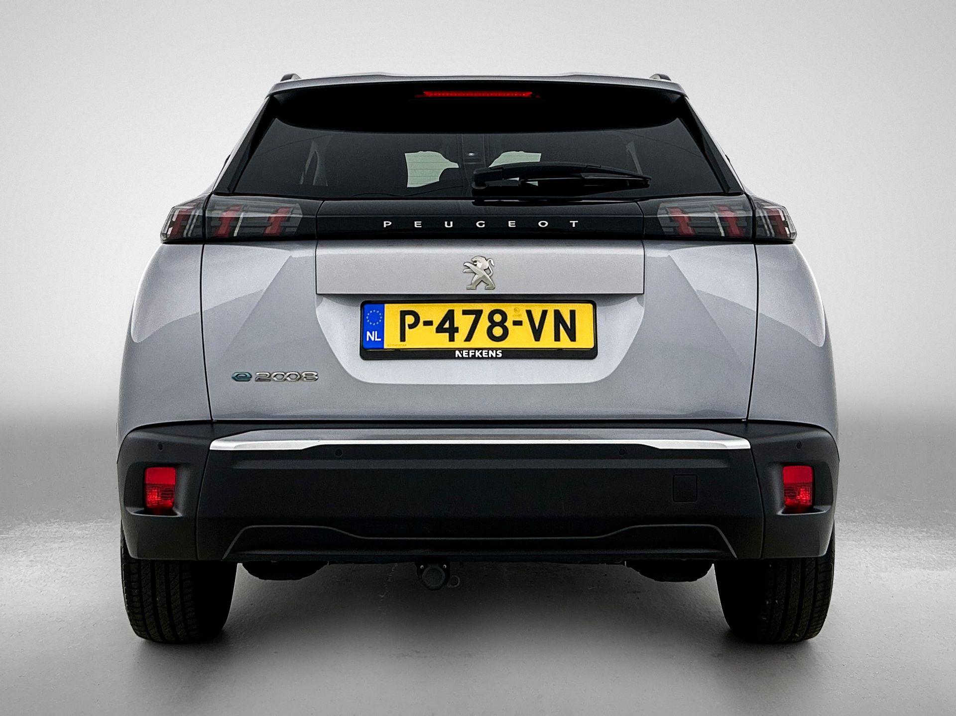 Peugeot e-2008