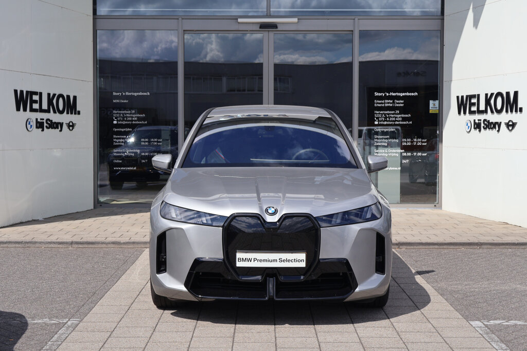 BMW iX 3