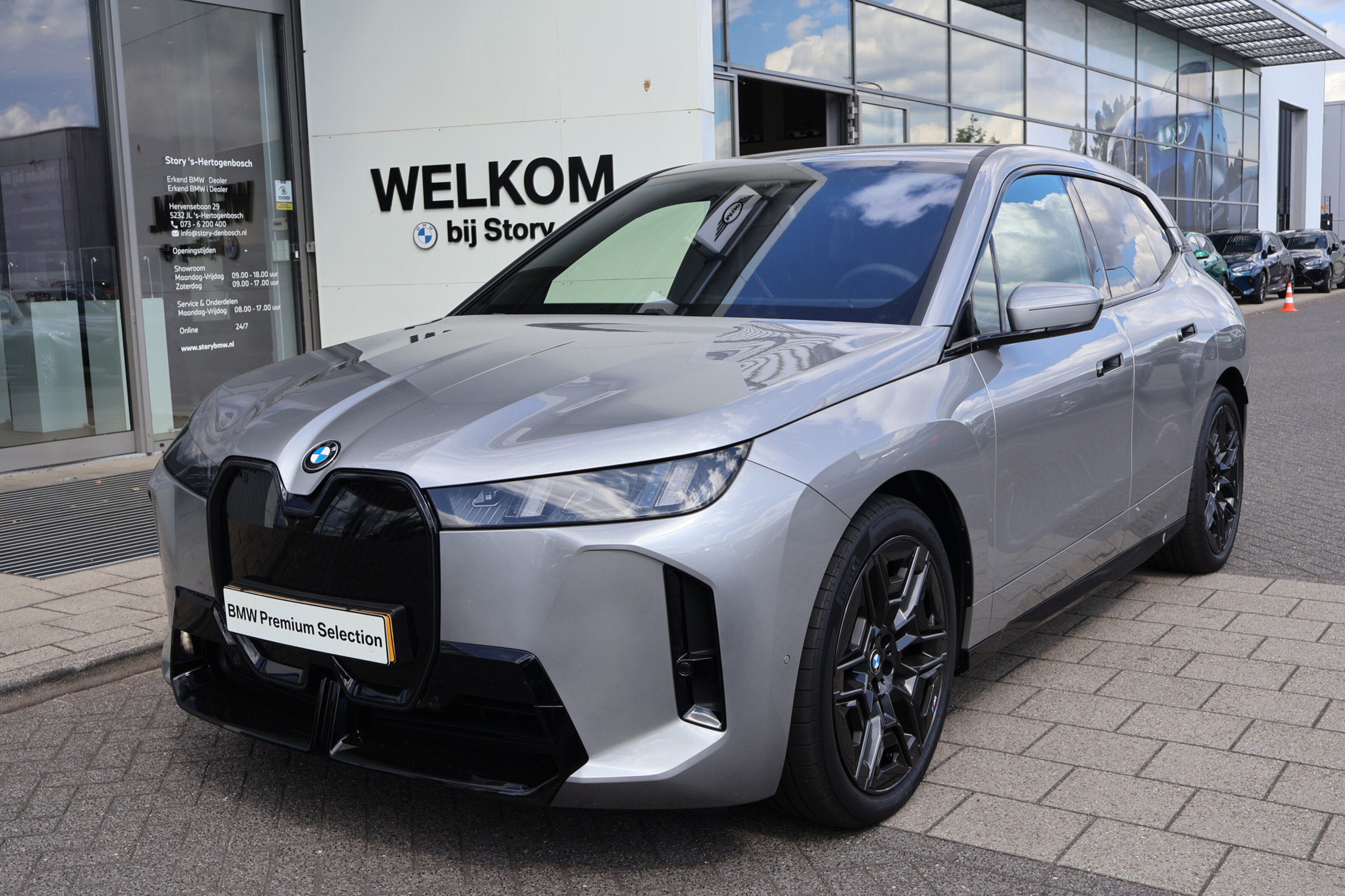 BMW iX xDrive45 M Sport