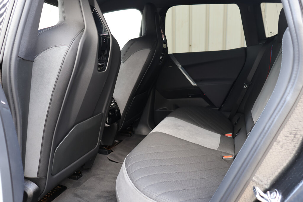 BMW iX 6