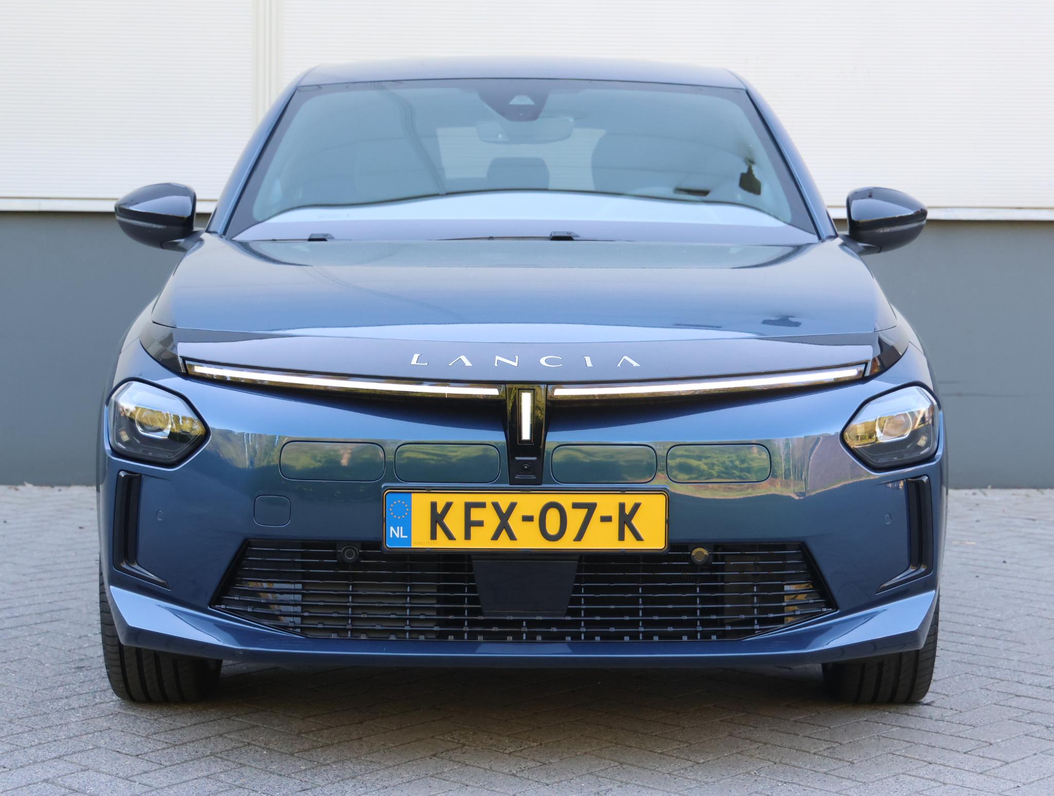 Lancia Ypsilon Edizione Limitata Blu 51 kWh - Afbeelding 4
