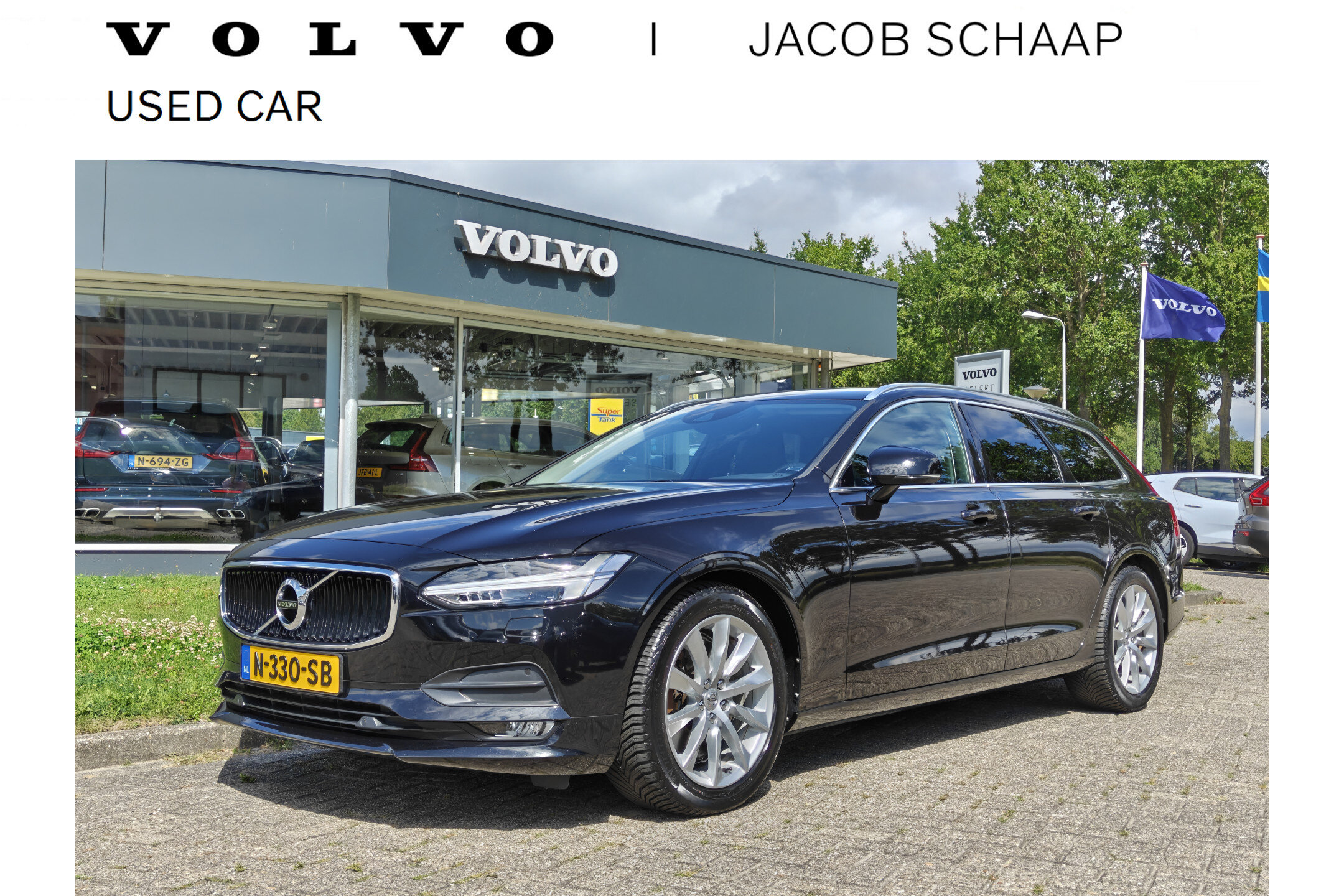 Volvo V90 191PK T4 Momentum