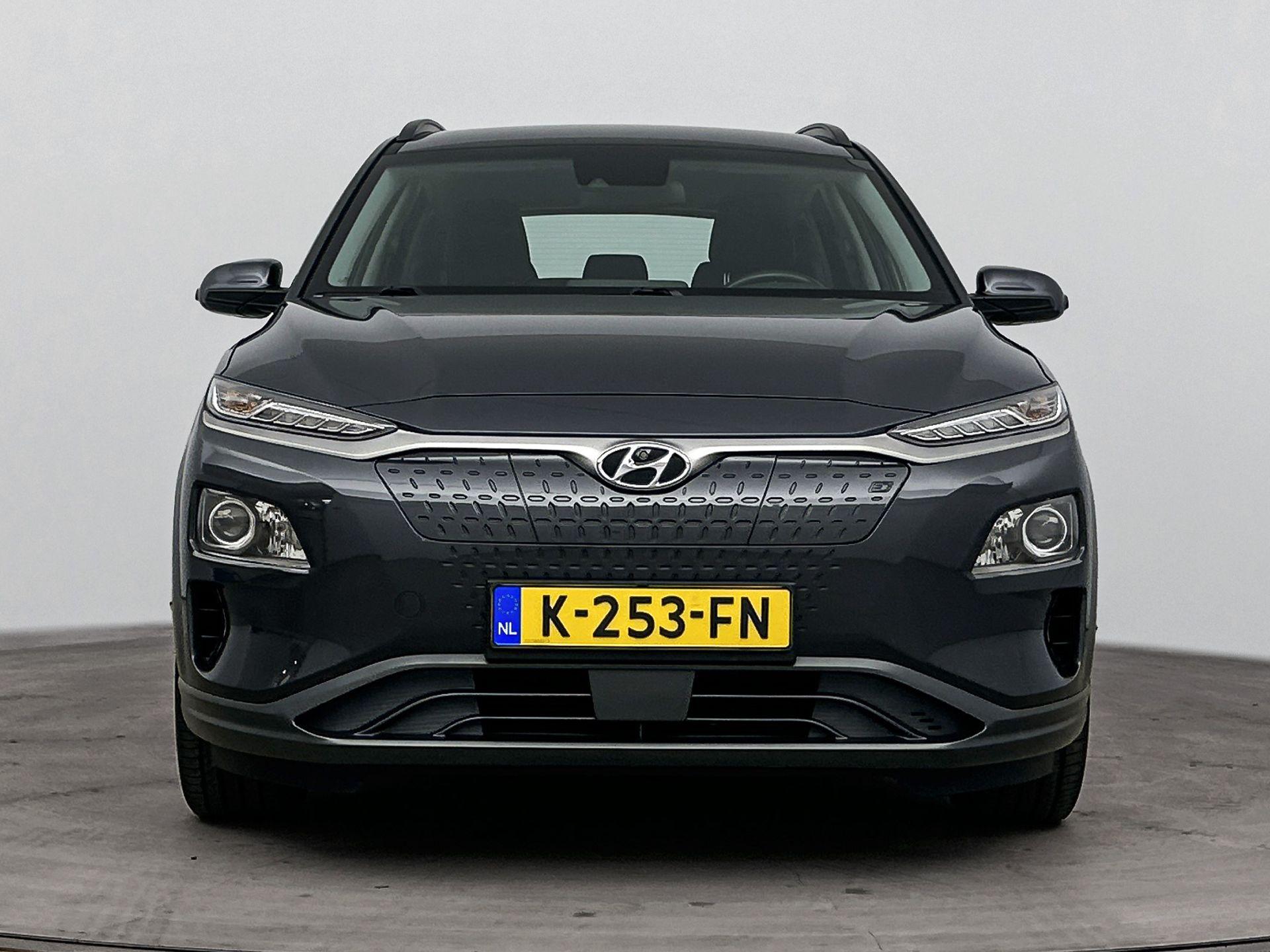 Hyundai Kona EV COMFORT 64 kWh - Afbeelding 4