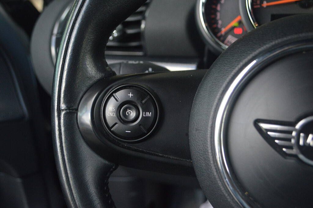MINI Clubman 11