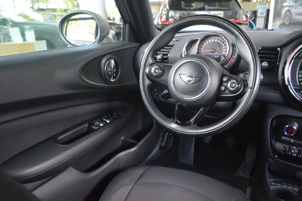 MINI Clubman 12