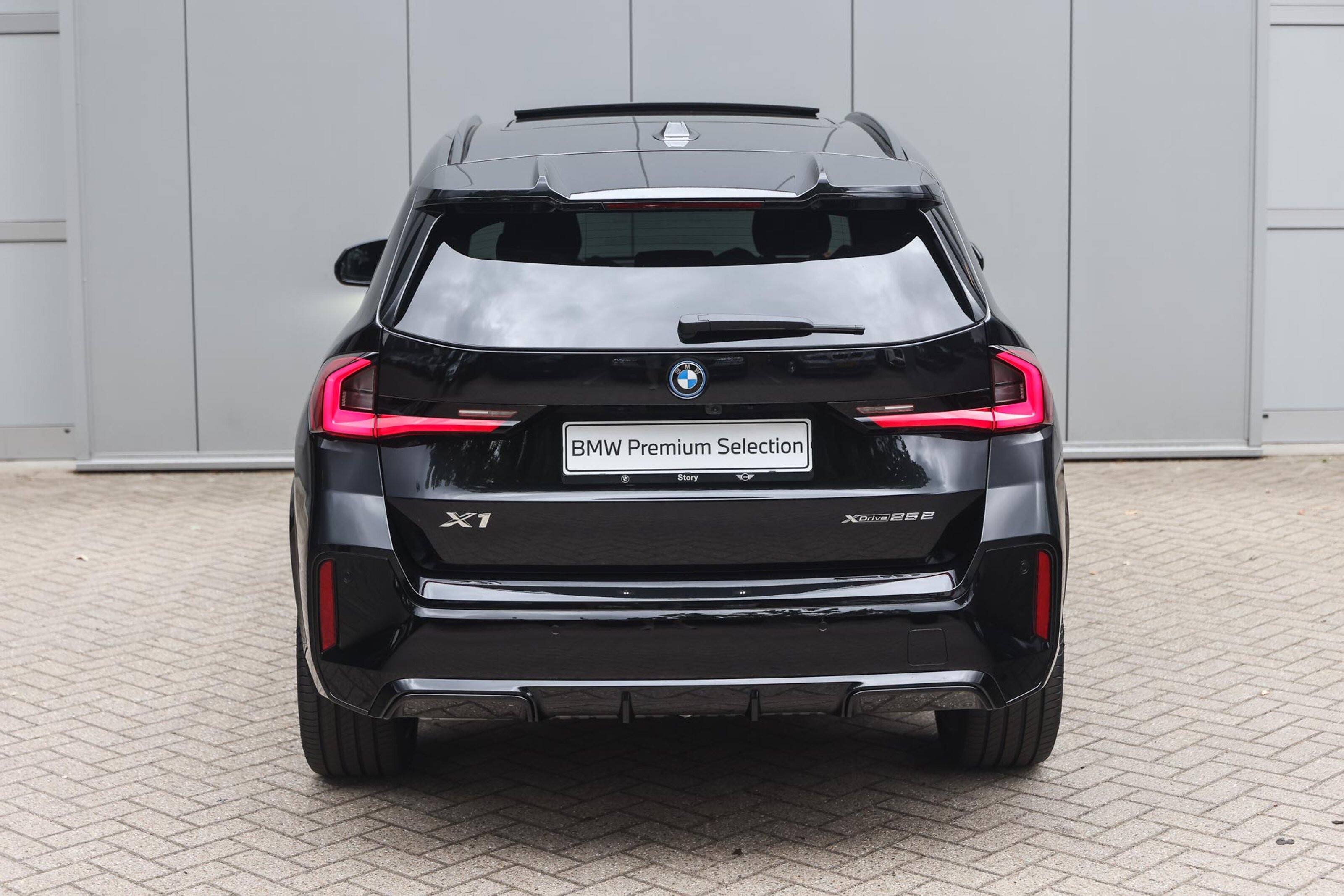 BMW X1 6