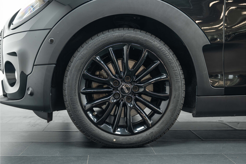 MINI Clubman 14