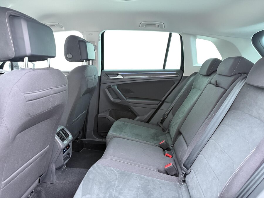 Volkswagen Tiguan 1.4 TSI eHybrid Elegance