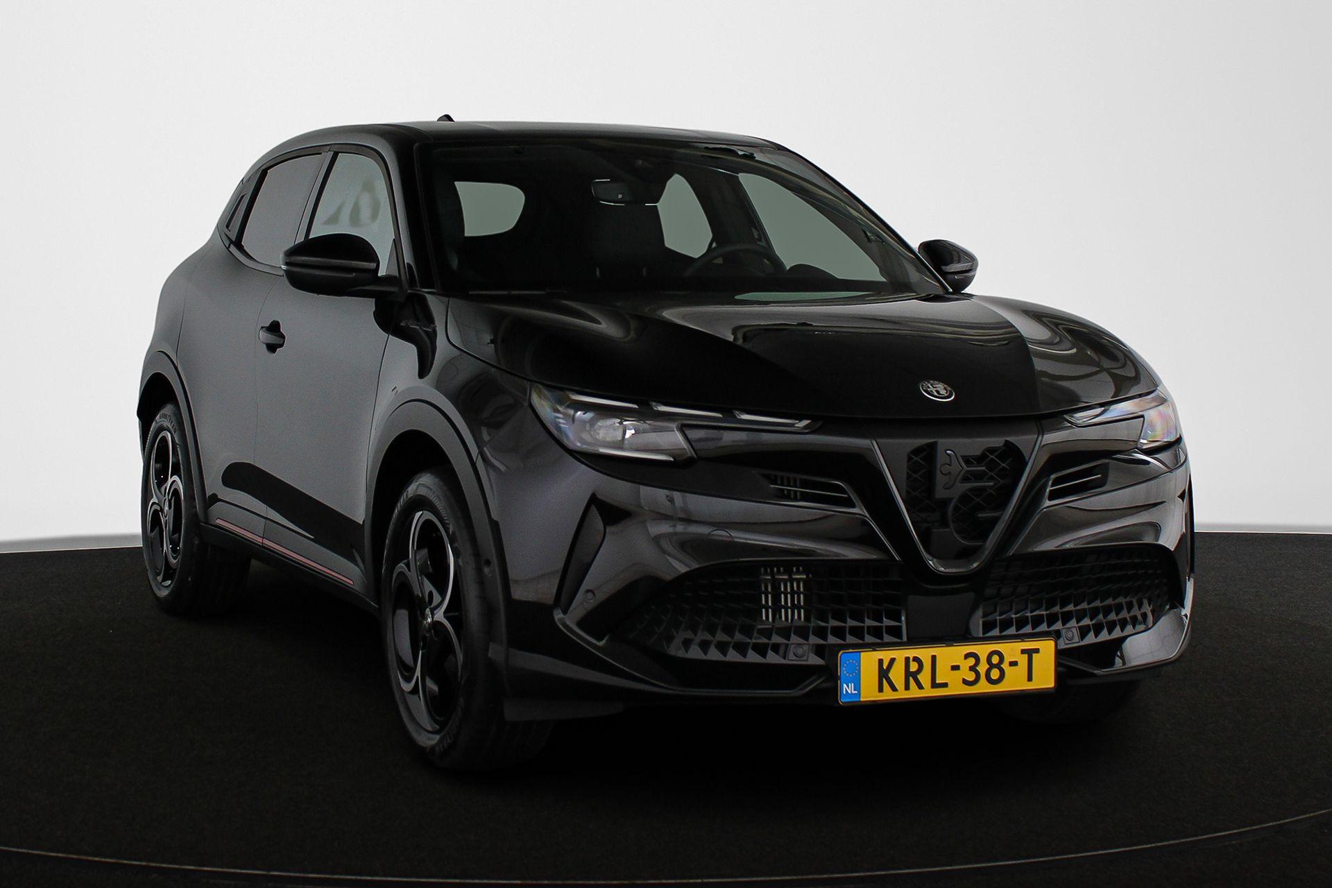 Alfa Romeo Junior 1.2 Turbo Hybrid Ibrida Speciale - Afbeelding 2