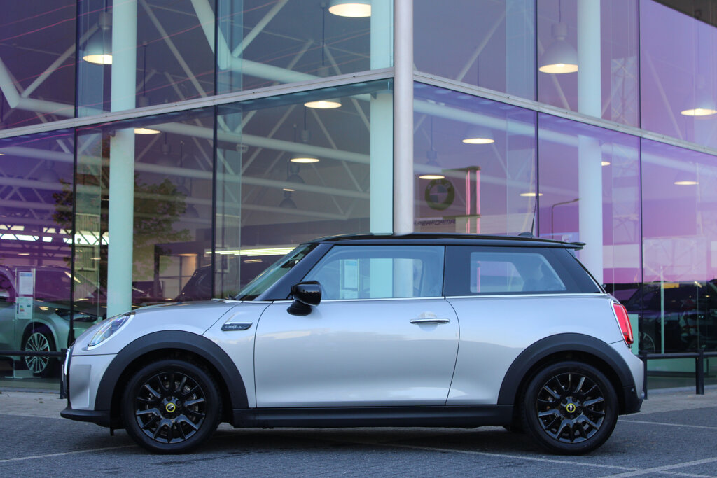 MINI Electric 8