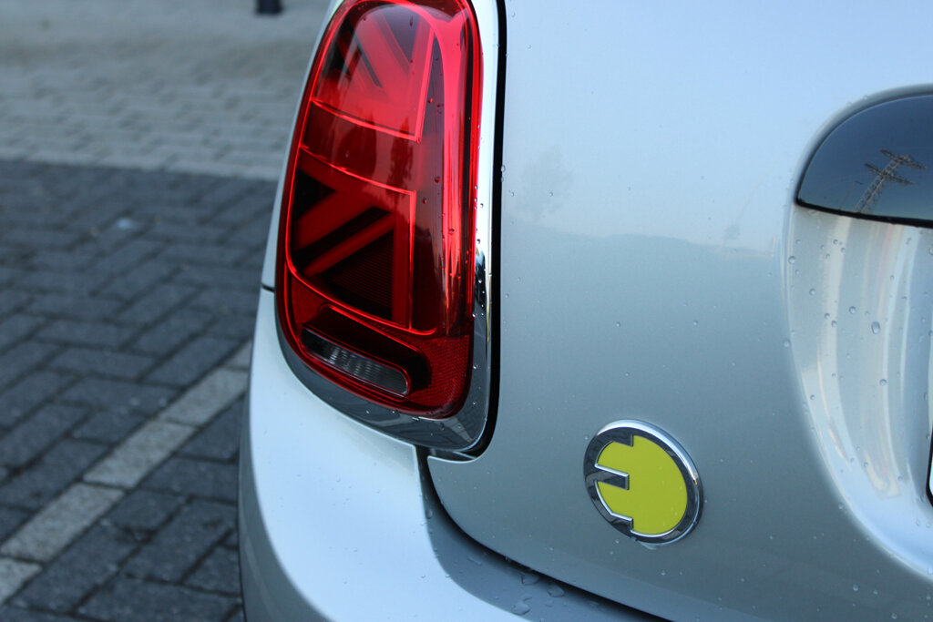 MINI Electric 12