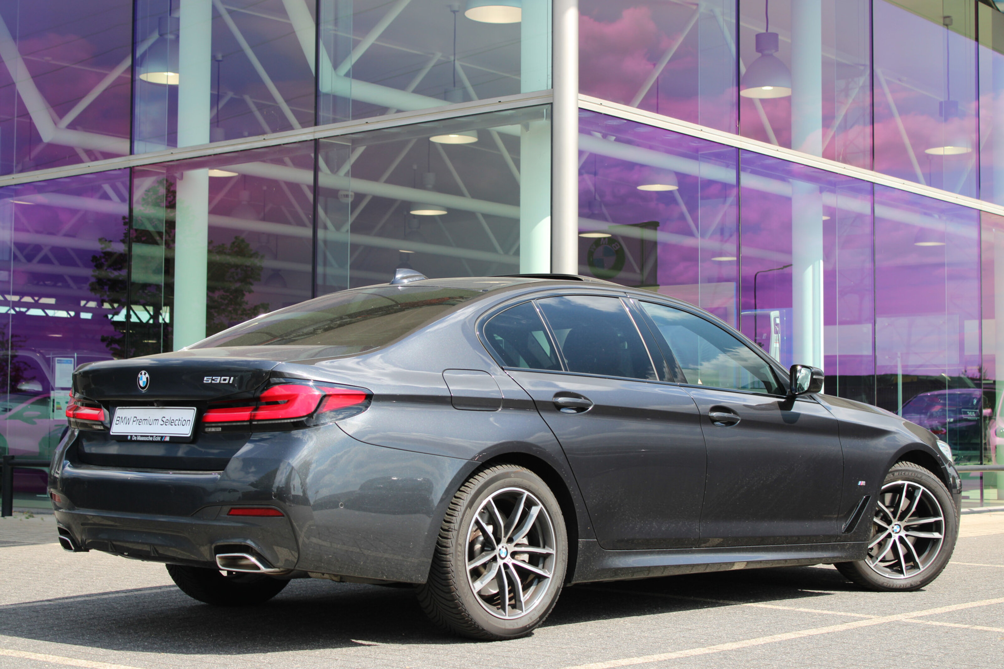 BMW 5 Serie 530i M Sport Automaat