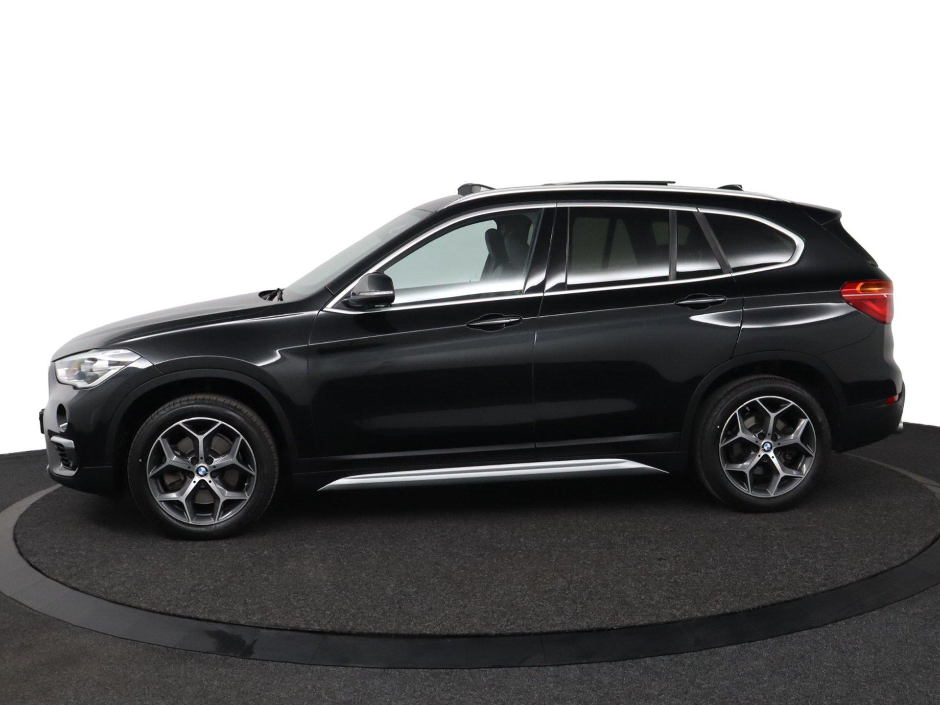 BMW X1 sDrive20i High Executive - Afbeelding 3