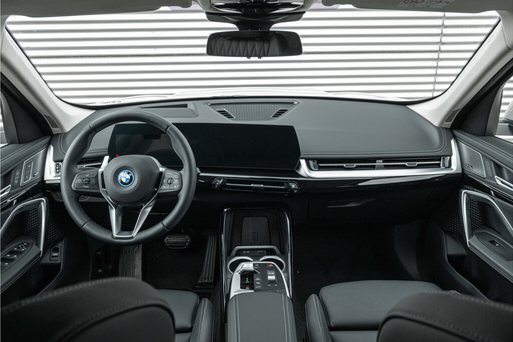 BMW iX1 5