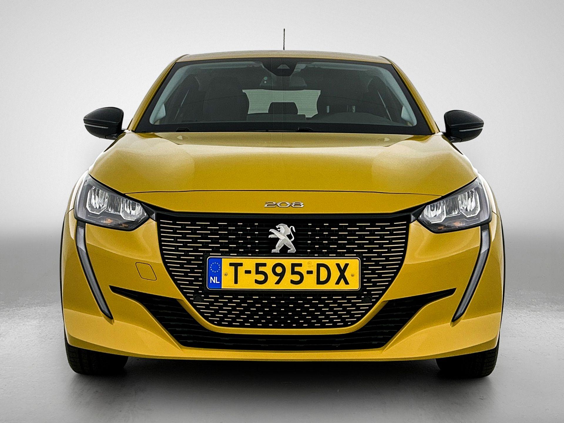 Peugeot e-208
