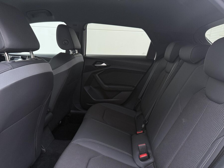 Audi A1 Sportback 25 TFSI S-line