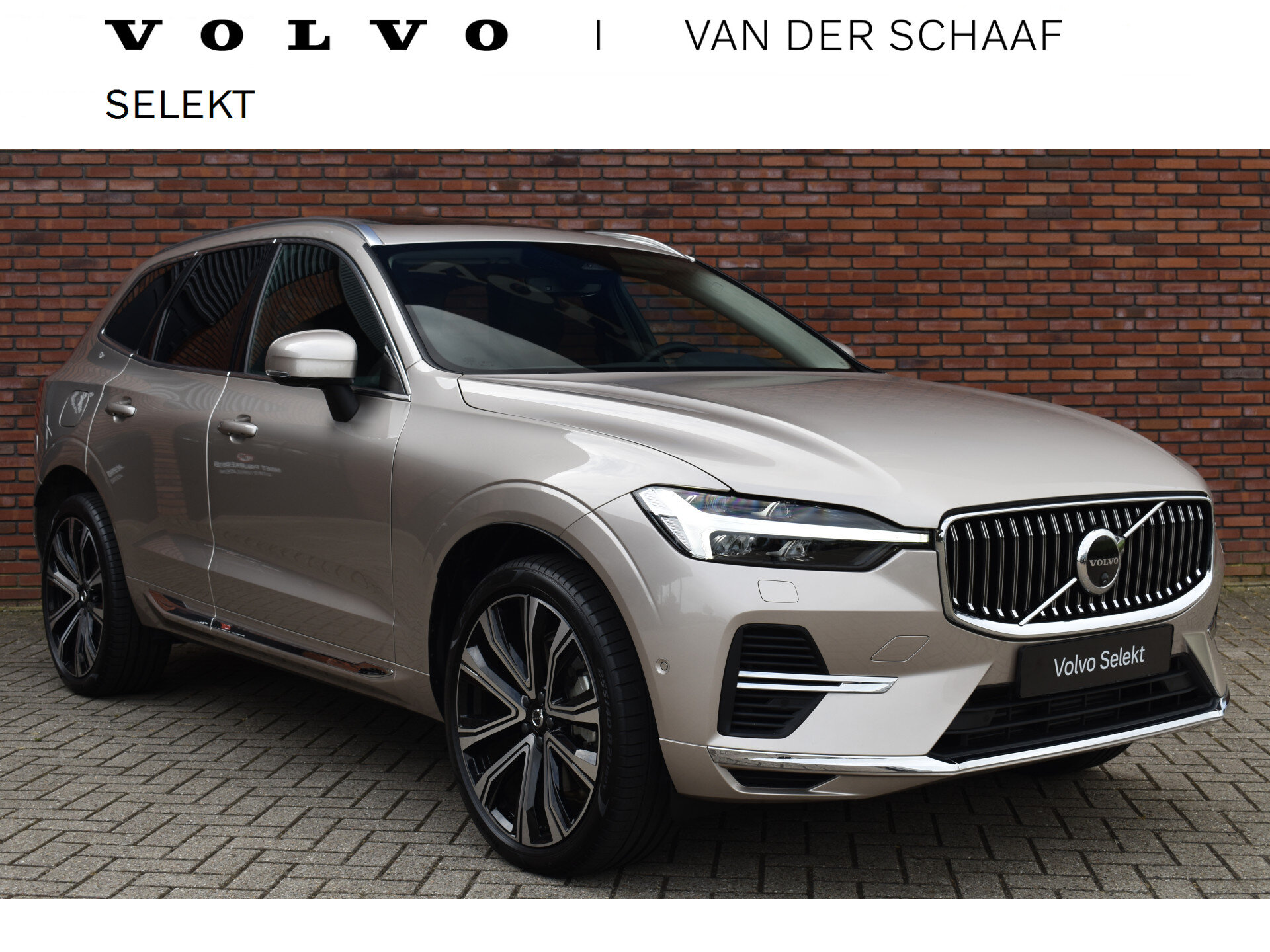 Volvo XC60 T6 350PK Plug-in hybrid AWD Plus Bright