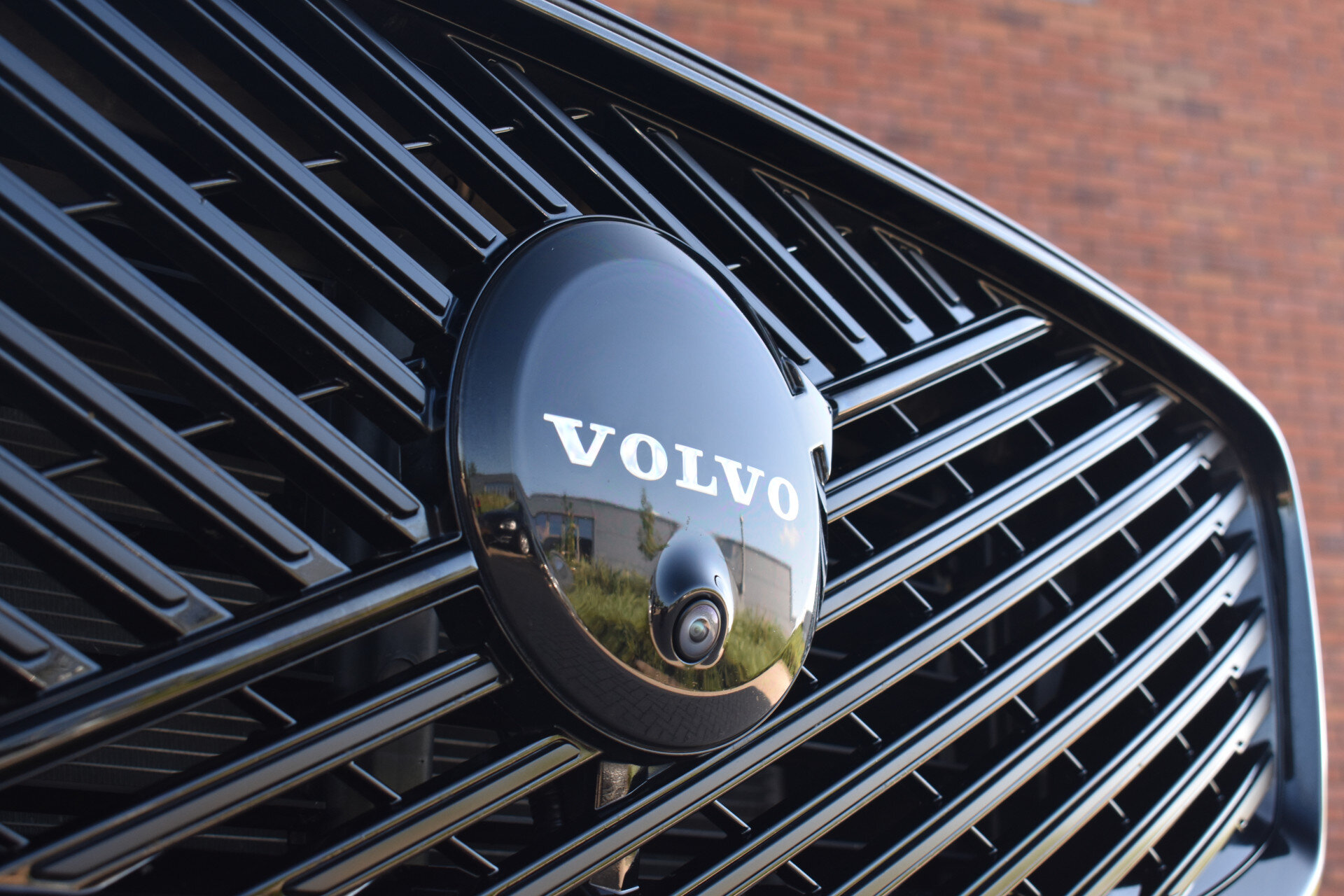 Volvo XC60 T6 350PK Plug-in hybrid AWD Plus Black Edition - Afbeelding 3