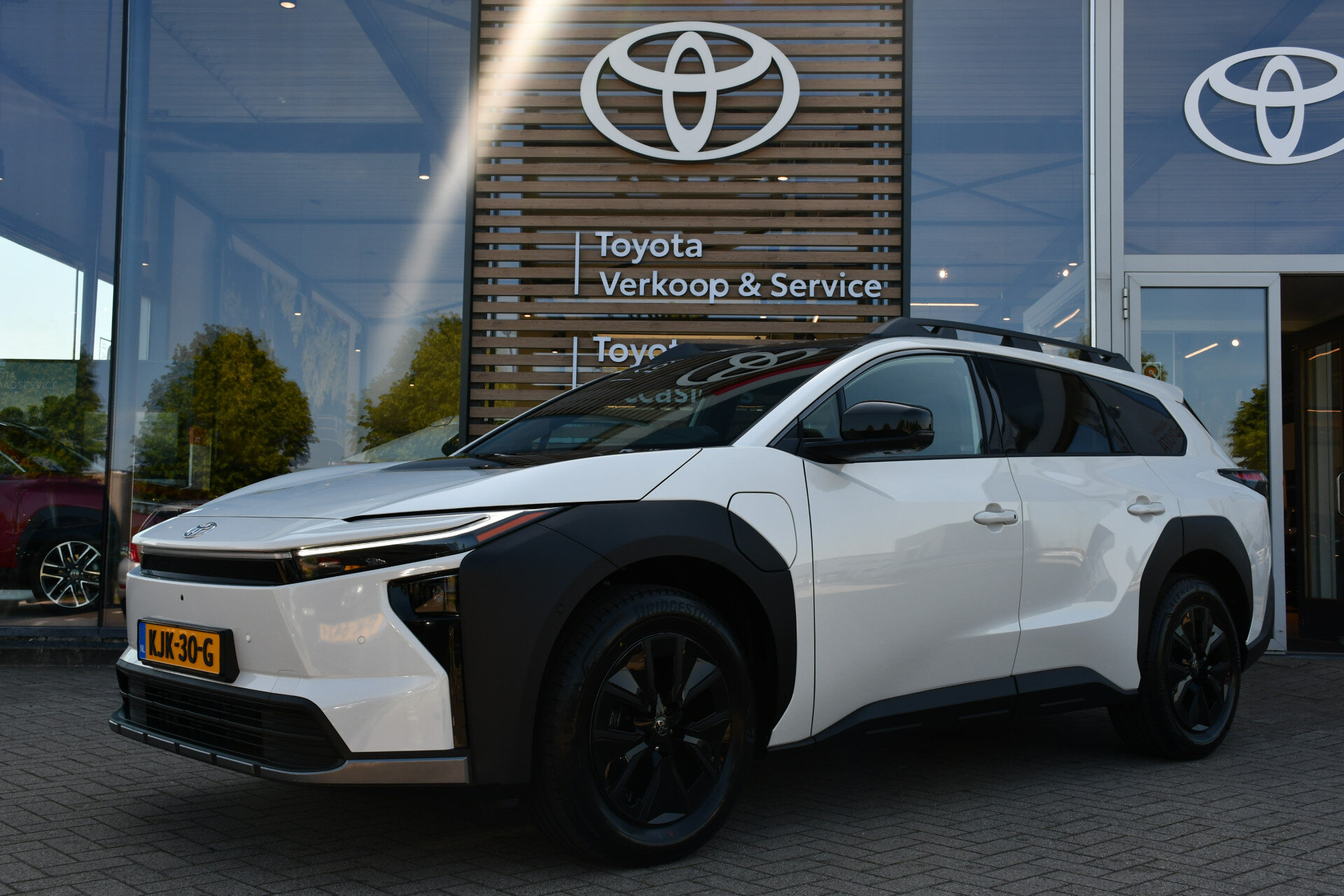 Toyota bZ4X Touring Executive AWD 75 kWh 380pk