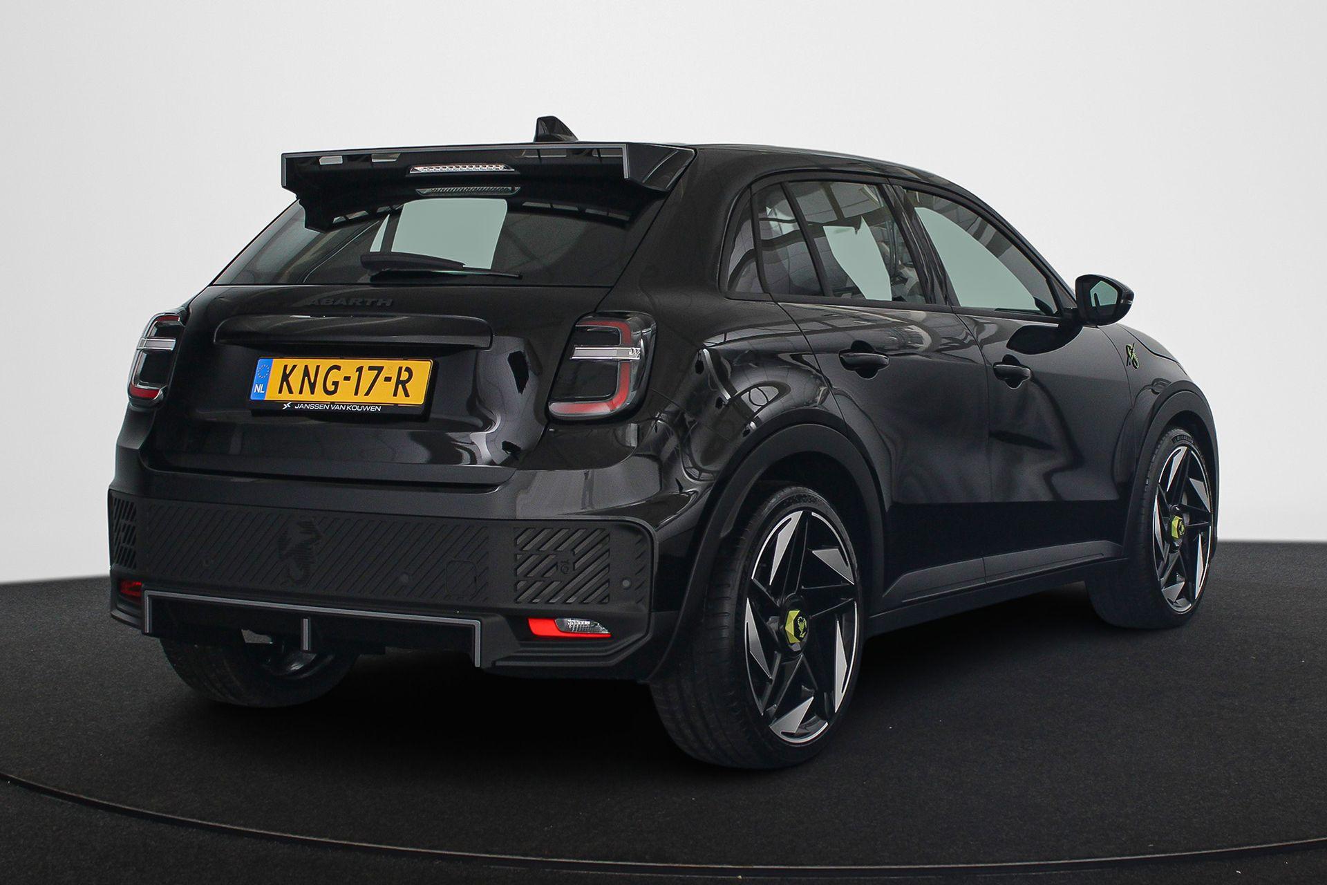 Fiat 600e Abarth Turismo 54 kWh - Afbeelding 3