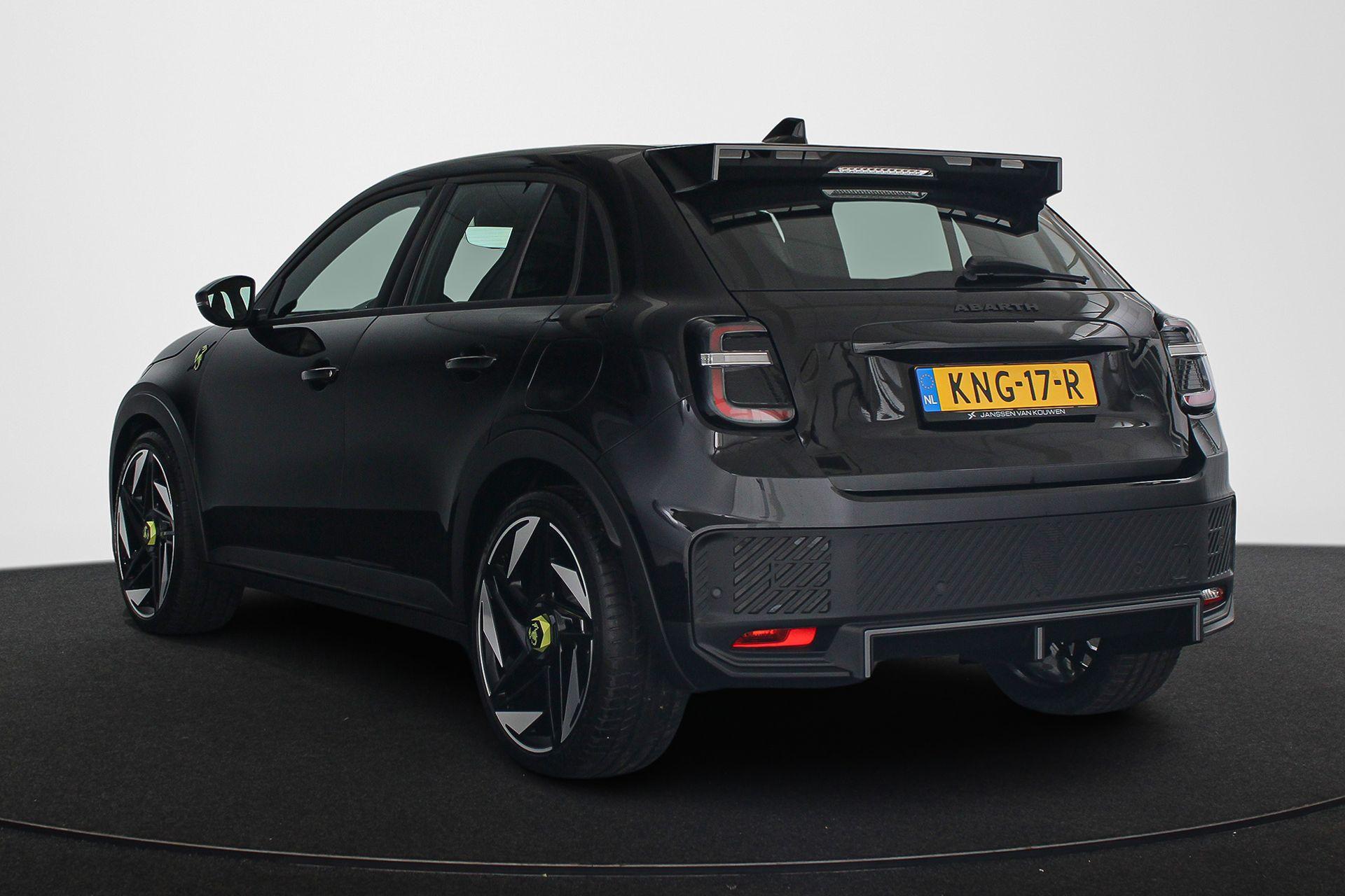 Fiat 600e Abarth Turismo 54 kWh - Afbeelding 4