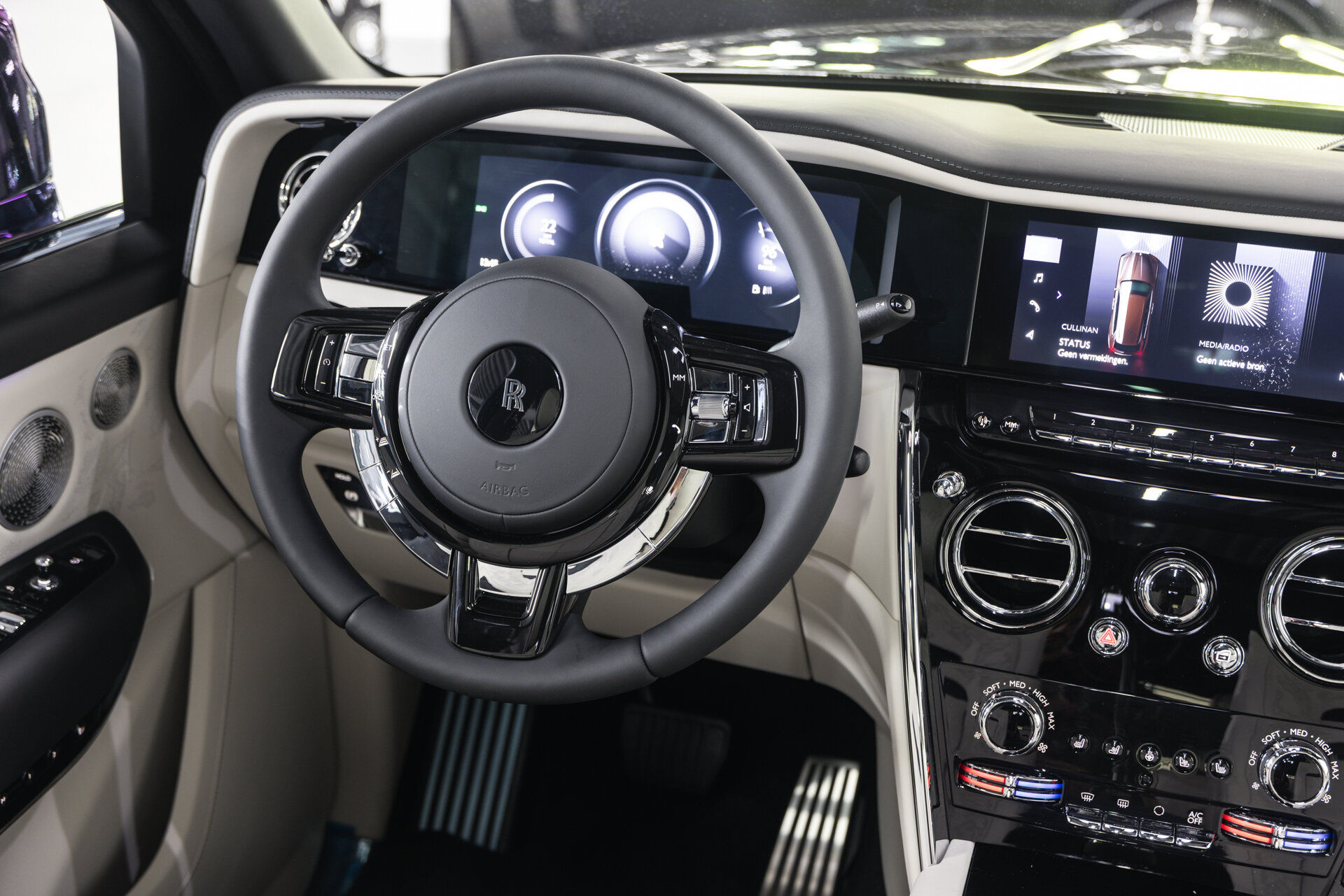 Rolls-Royce Cullinan - foto 10
