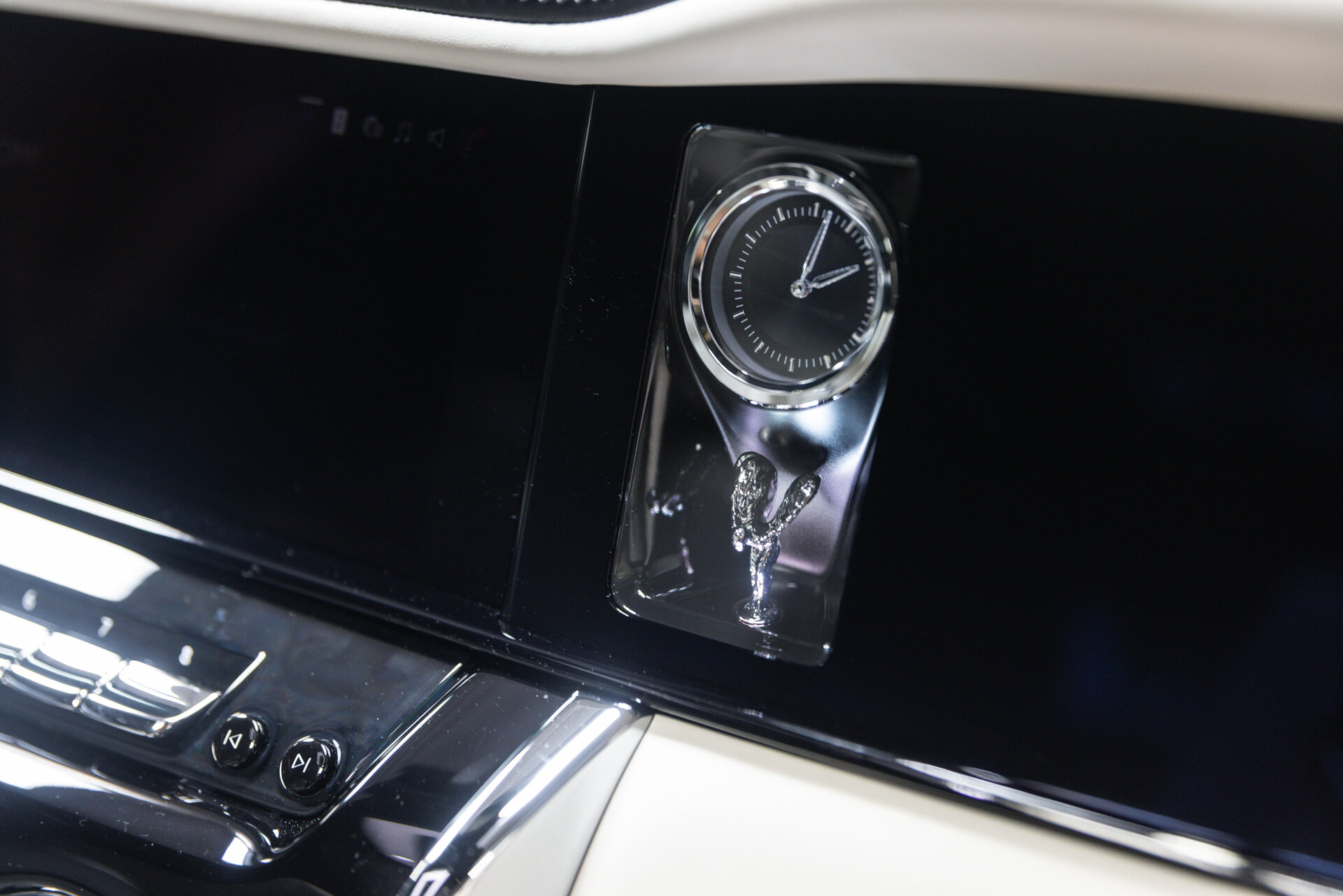 Rolls-Royce Cullinan - foto 12