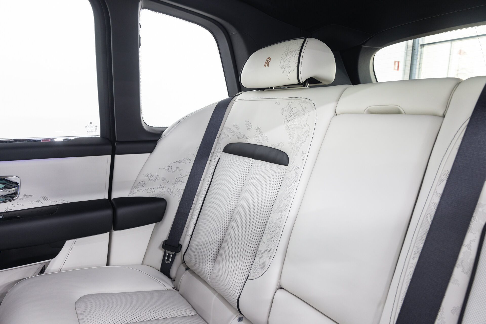 Rolls-Royce Cullinan - foto 26