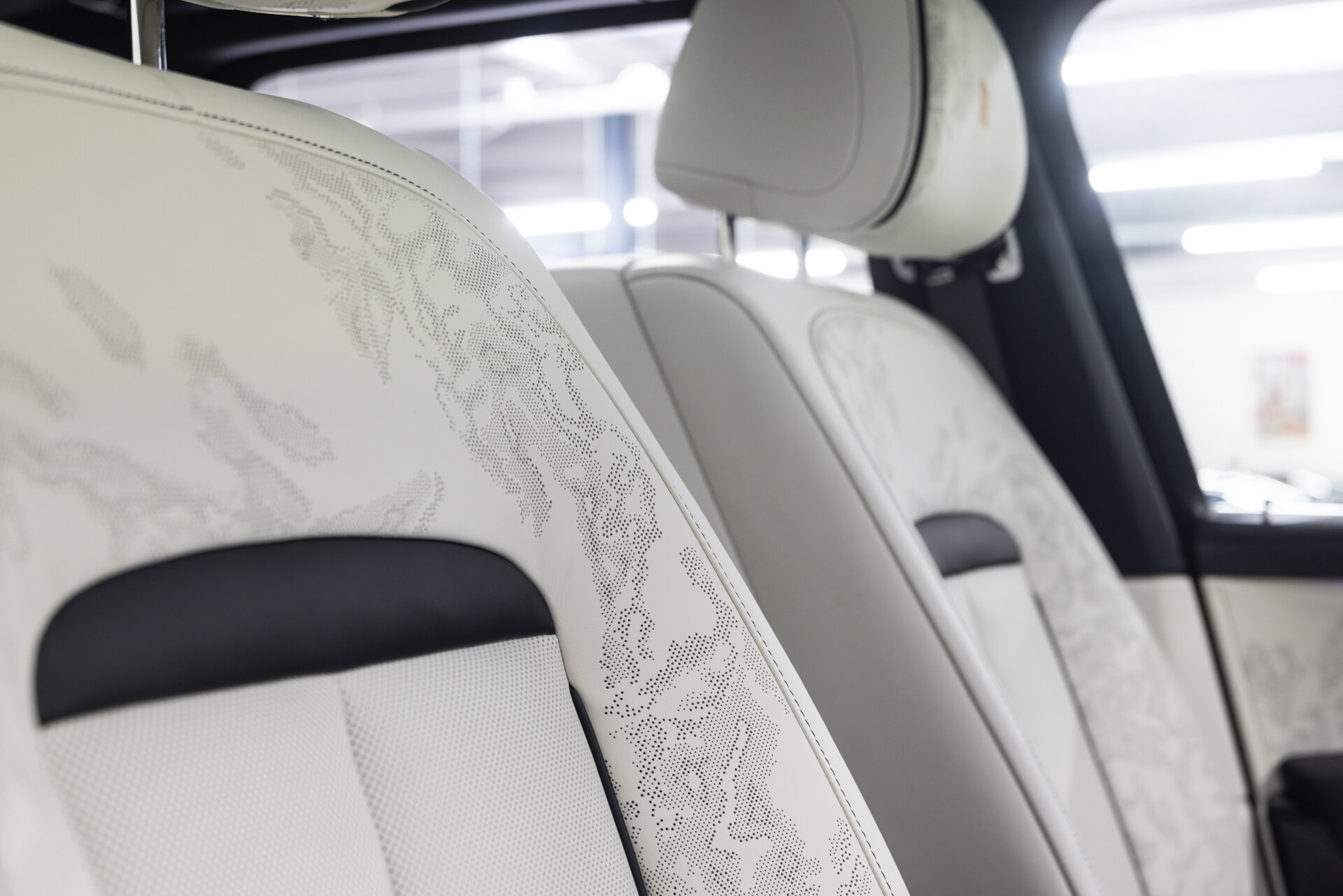 Rolls-Royce Cullinan - foto 28