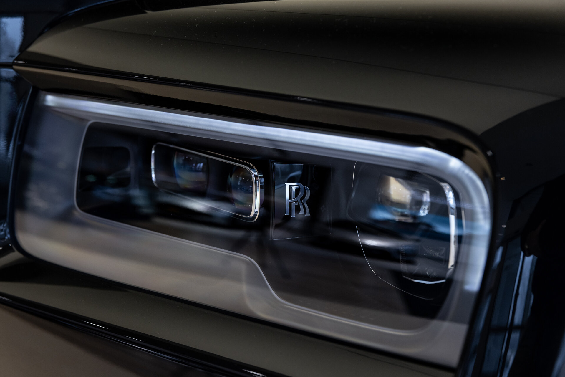 Rolls-Royce Cullinan - foto 13