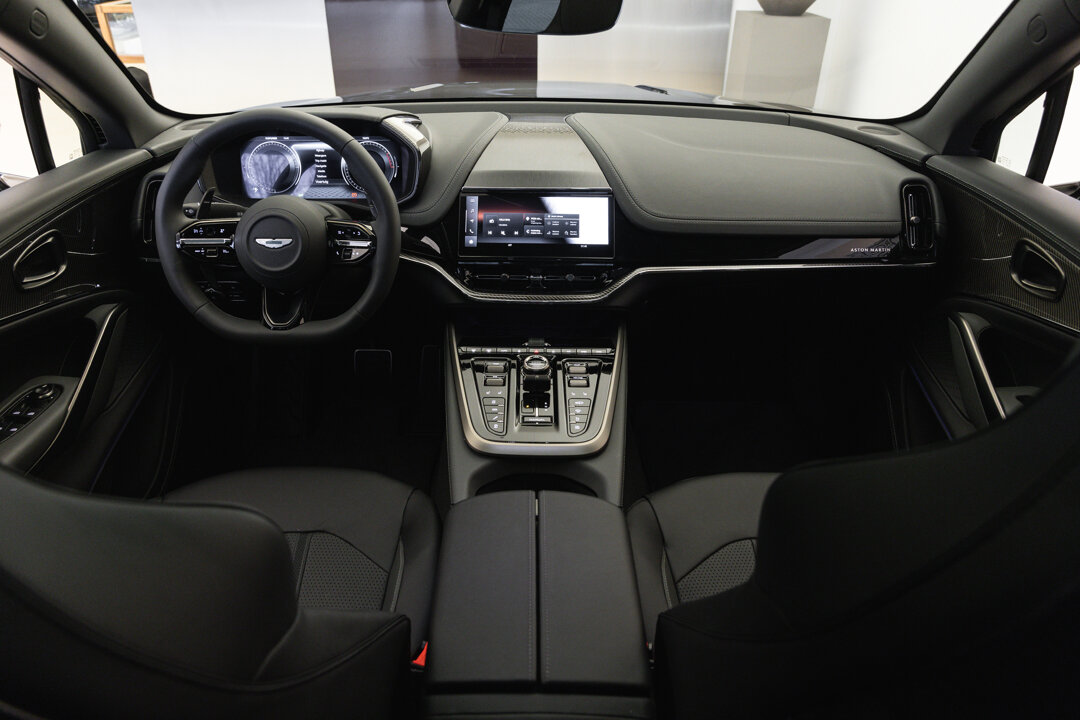 Aston Martin DBX - foto 4