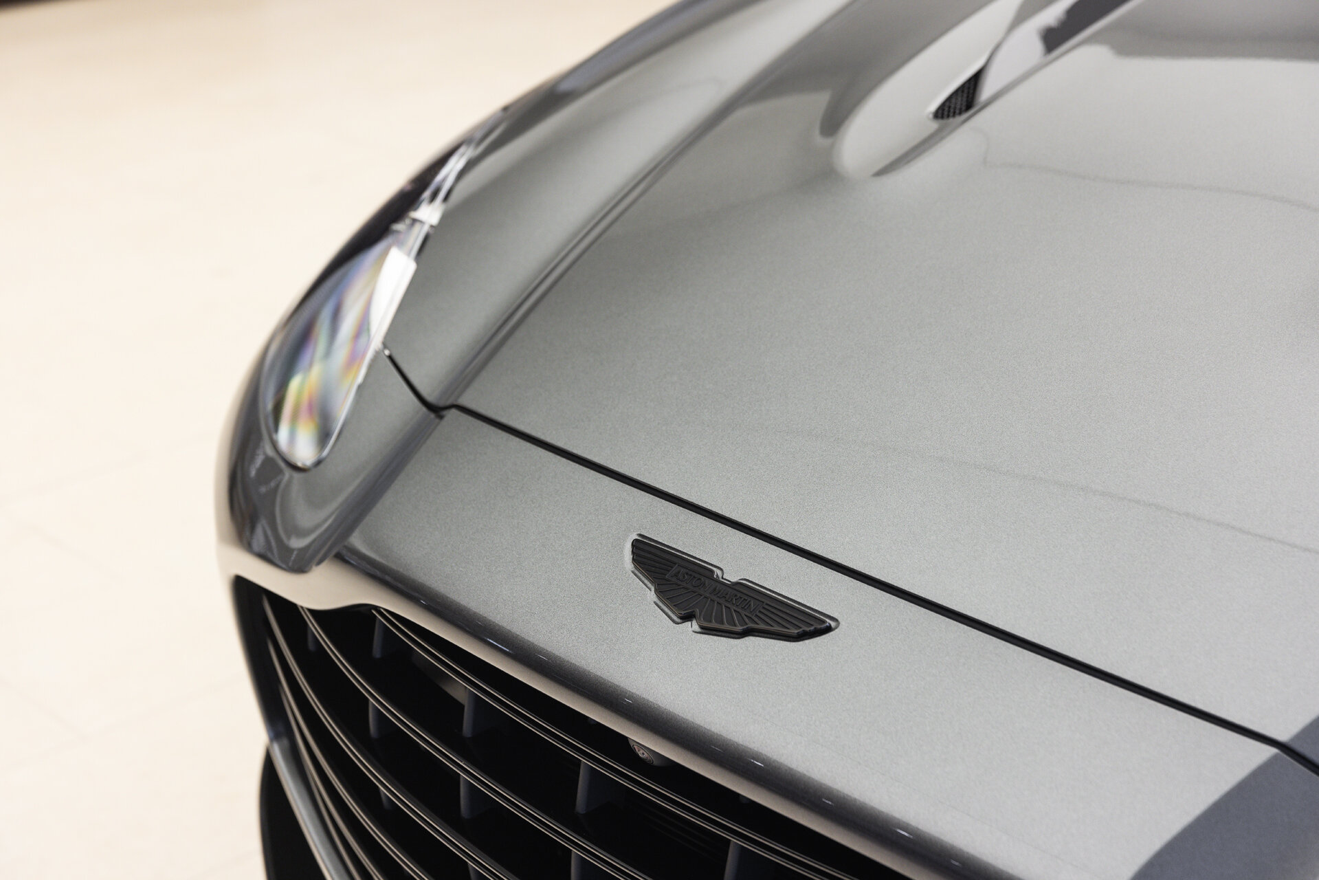 Aston Martin DBX - foto 15