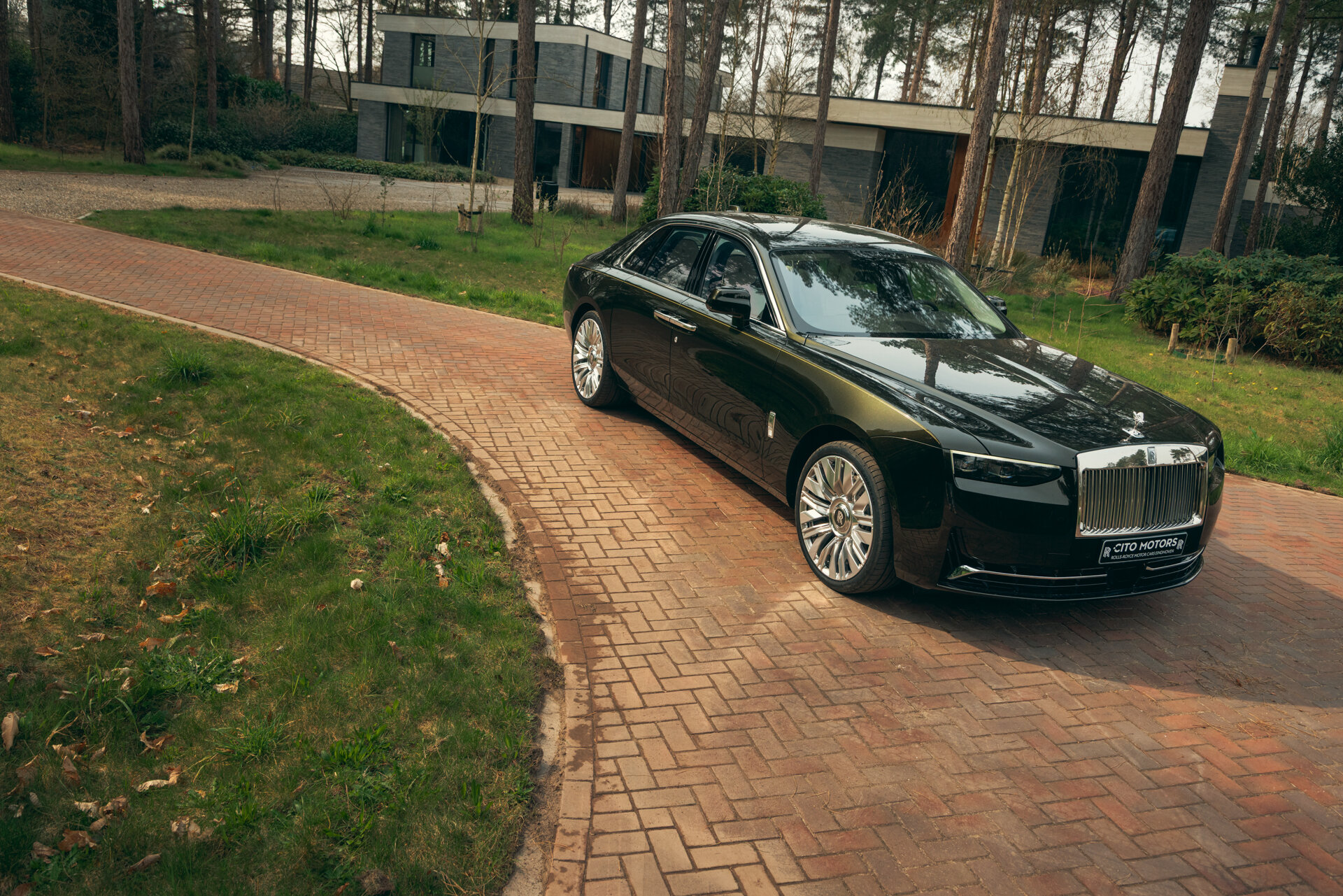 Rolls-Royce Ghost - foto 2