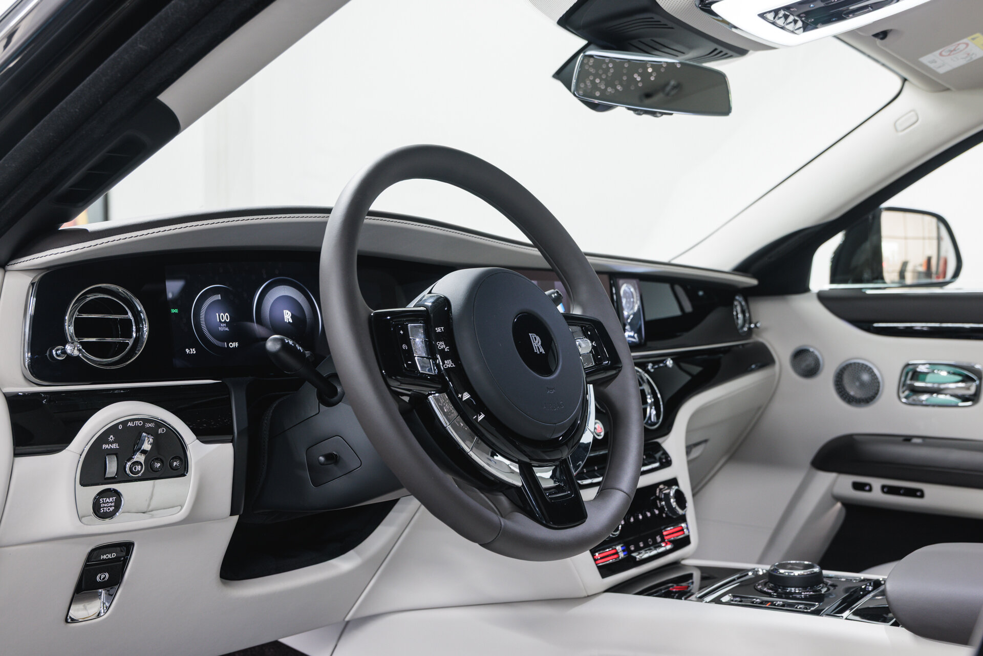 Rolls-Royce Ghost - foto 14