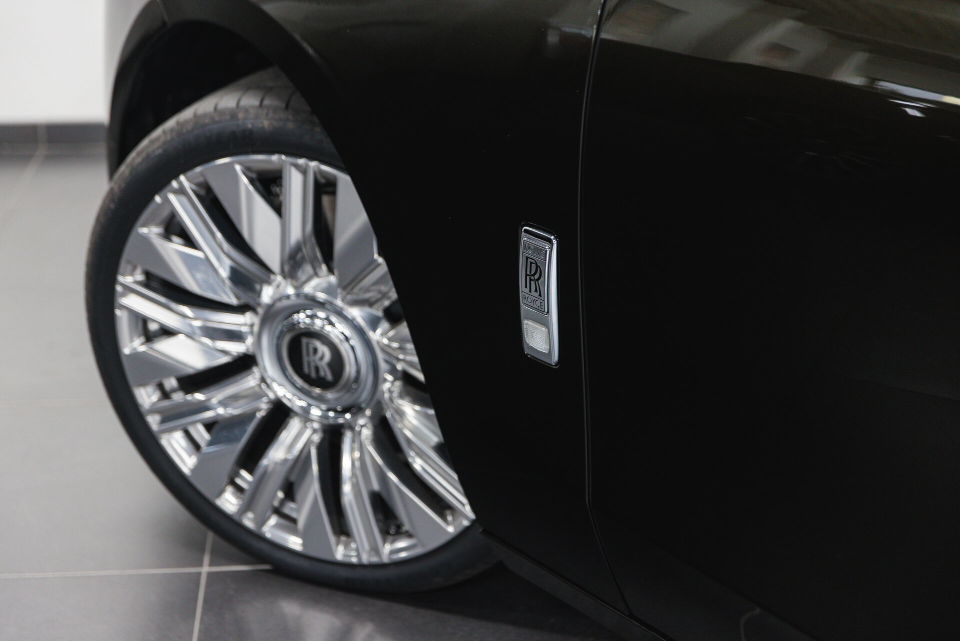 Rolls-Royce Ghost - foto 31